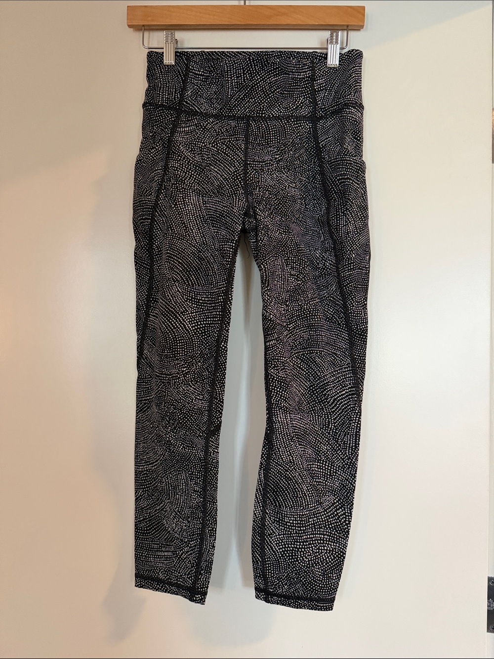 Lululemon Black & White Patterned Active Leggings